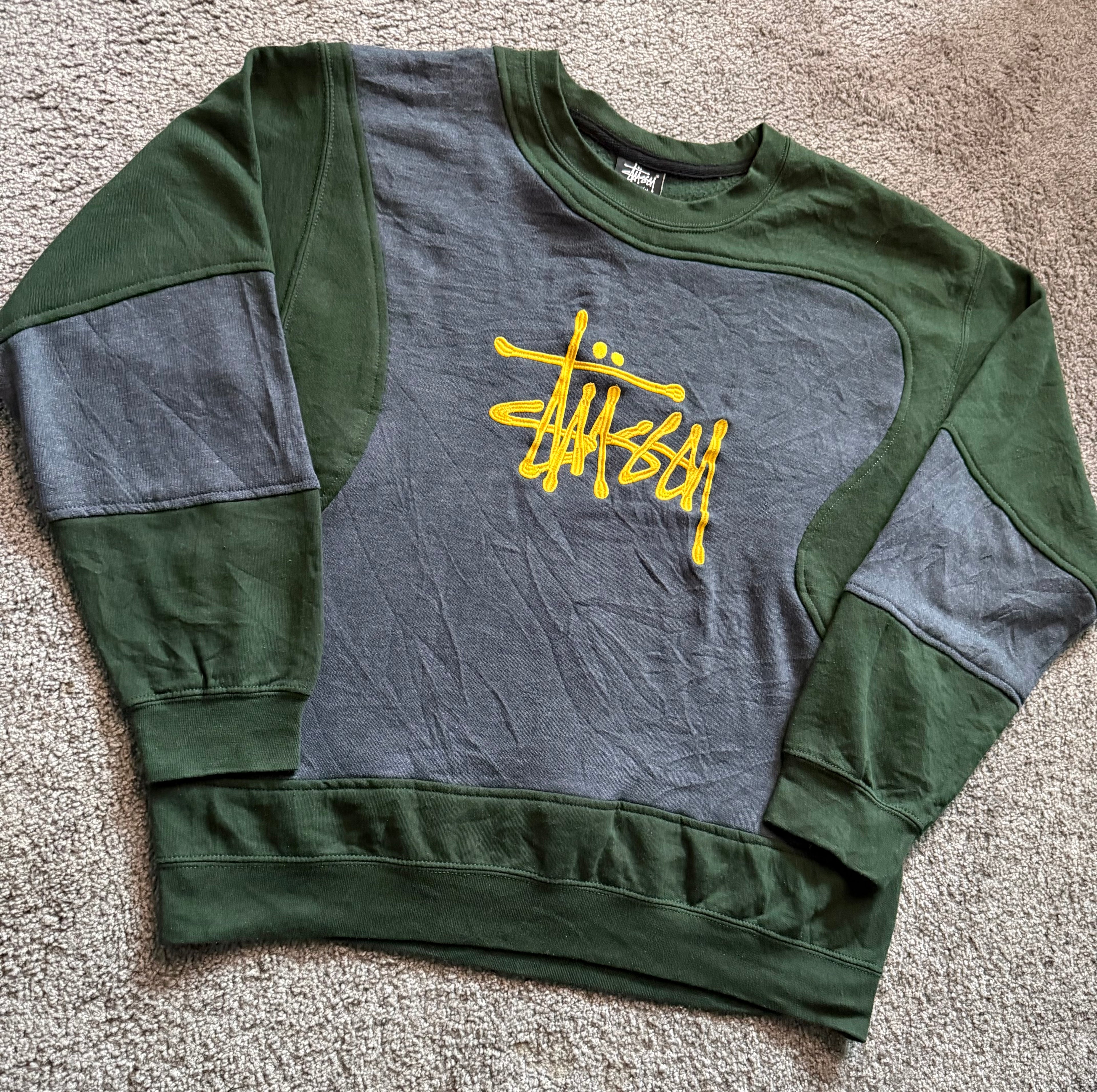 Stüssy - Sweatshirt (M)