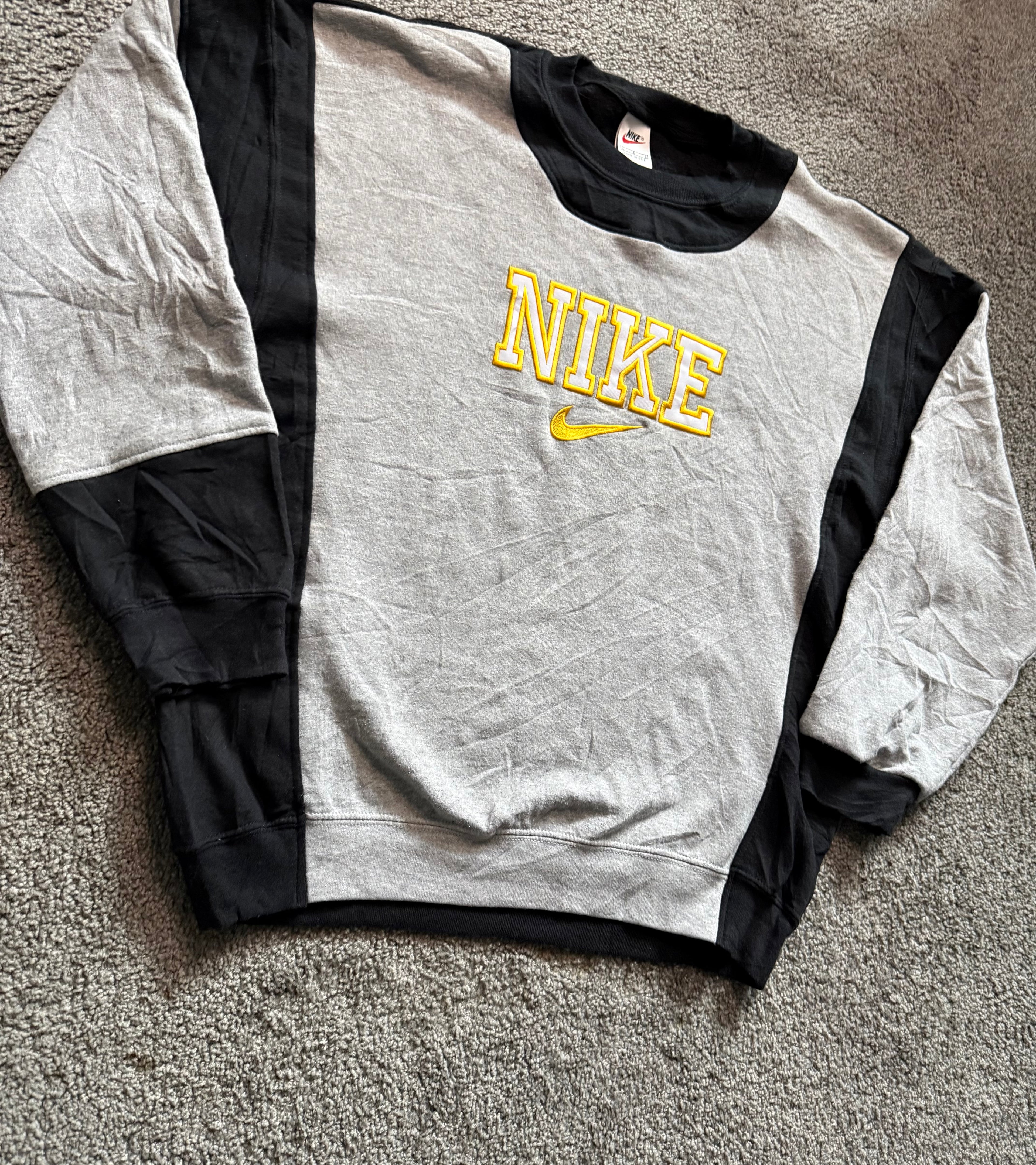Nike - Sweatshirt (L)